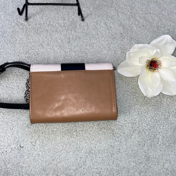 NINE WEST- Color-block Crossbody Clutch - Picture 3 of 5
